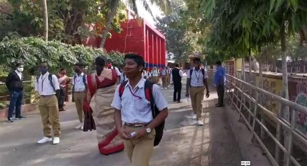 କରୋନା ଗାଇଡଲାଇନ ନେଇ ଡିଇଓଙ୍କୁ ଅତିରିକ୍ତ ସଚିବଙ୍କ ଚିଠି, ନିୟମ ଉଲଂଘନ କଲେ ହେବେ ଦଣ୍ଡିତ