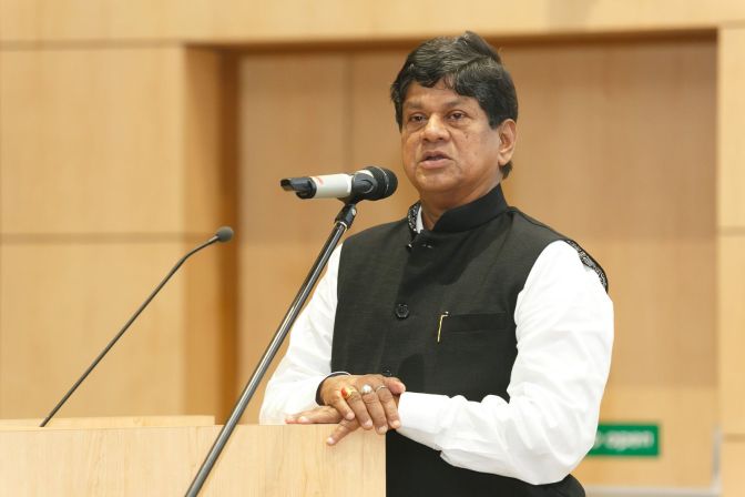 ମୁଖ୍ୟମନ୍ତ୍ରୀ ନବୀନ ପଟ୍ଟନାୟକଙ୍କ ଦୁଇ ଆଖି ହେଉଛନ୍ତି ବବି ଏବଂ ପାଣ୍ଡିଆନ୍ : ସୋମ୍ୟରଞ୍ଜନ ପଟ୍ଟନାୟକ